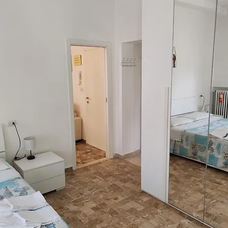 Lally Apartment *