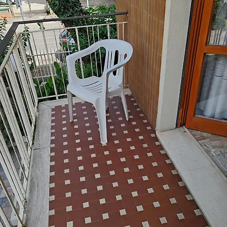 Lally * רימיני