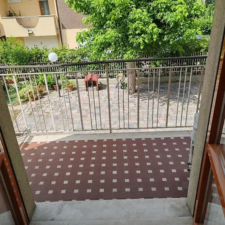 Lally Apartment *