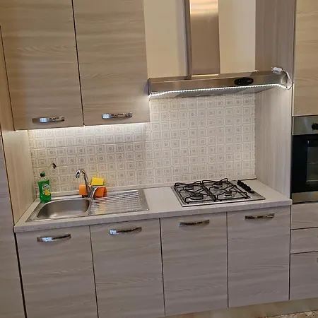 Lally Apartament